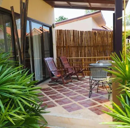 艾斯克普小屋式酒店 Ko Lanta 外观 照片