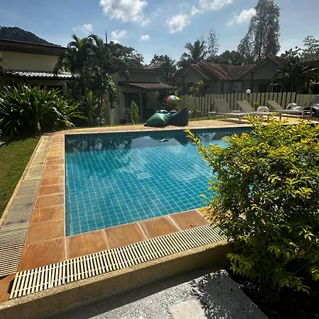 艾斯克普小屋式酒店 Ko Lanta 外观 照片