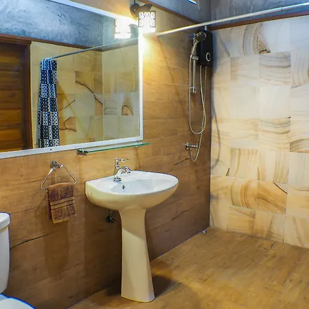 艾斯克普小屋式酒店 Ko Lanta 外观 照片